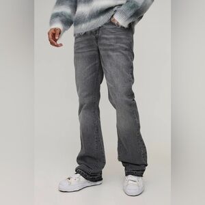 BoohooMAN Slim Flared Stacked Tonal Gusset Jeans Mid Grey